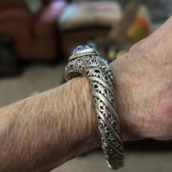 Elegant Silver and Blue Fossilized Coral Women's Bracelet - Picture 8 of 8